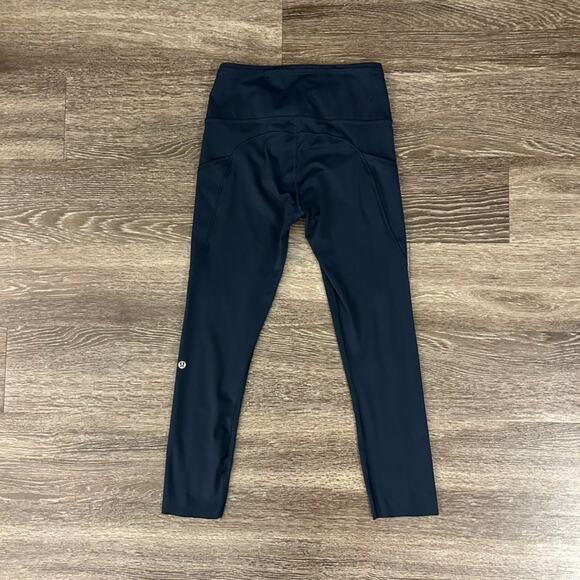 EUC Lululemon Fast and Free High-Rise Crop II 23” True Navy Sz 6 Pocket Leggings - Picture 16 of 16
